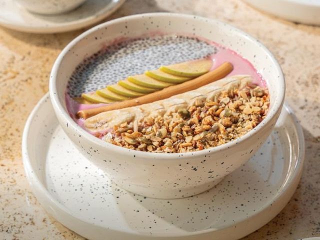 Strawberry Smoothie Bowl