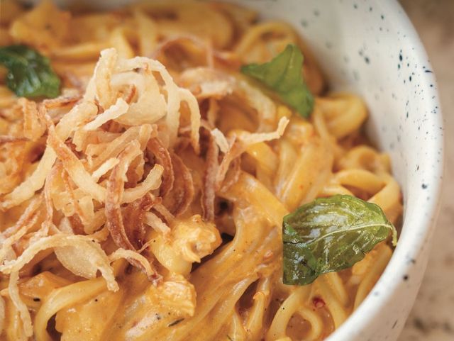 Prawn and Chicken Linguine Pasta