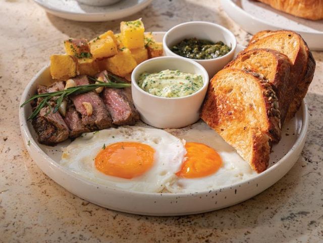 Steak & Eggs
